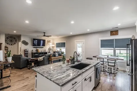 1885 Woodruff Avenue Greenbrier TN 37073