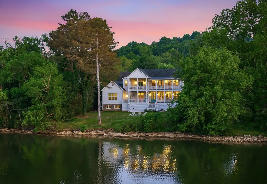 205 Clover Street Granville TN 38564