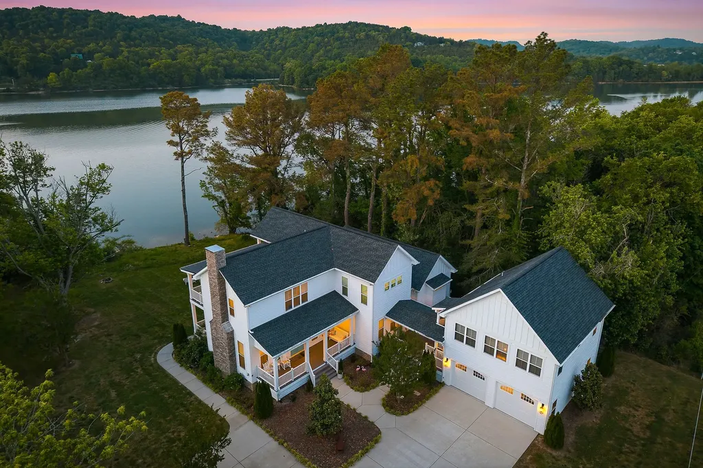 205 Clover Street Granville TN 38564