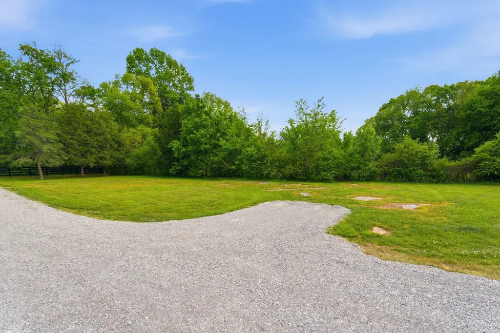4290 Highway 431 Columbia TN 38401