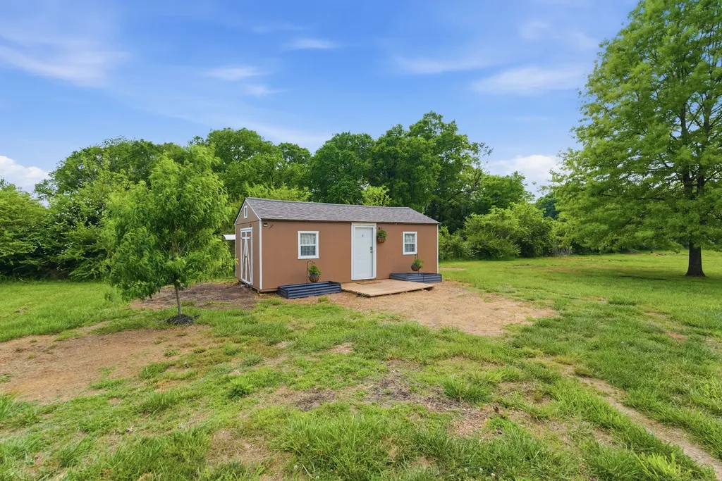 4290 Highway 431 Columbia TN 38401