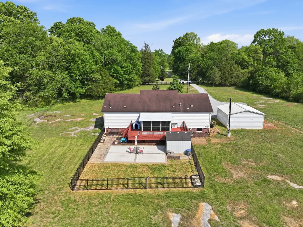 4290 Highway 431 Columbia TN 38401