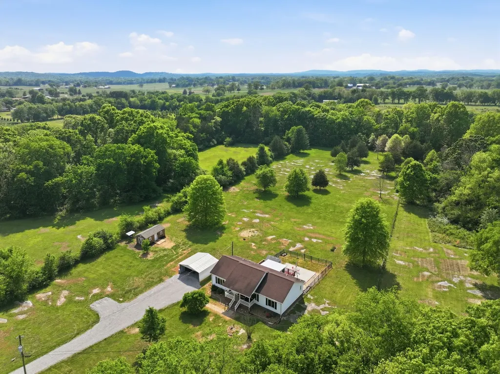 4290 Highway 431 Columbia TN 38401