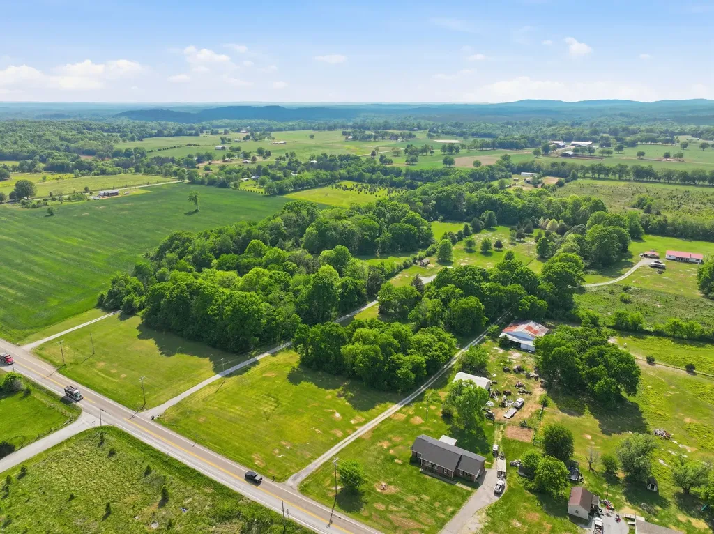 4290 Highway 431 Columbia TN 38401