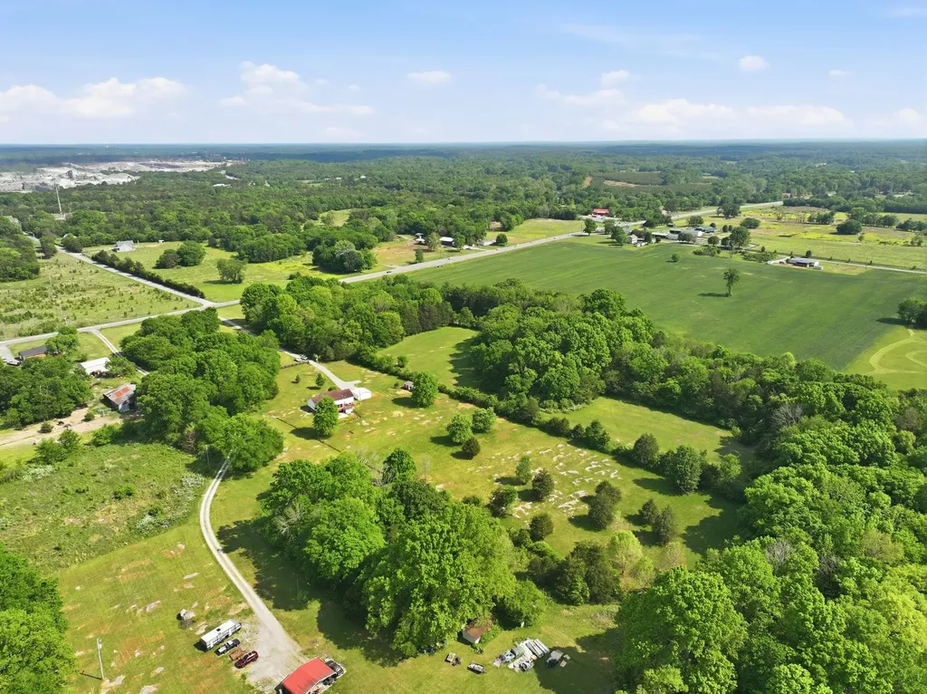 4290 Highway 431 Columbia TN 38401