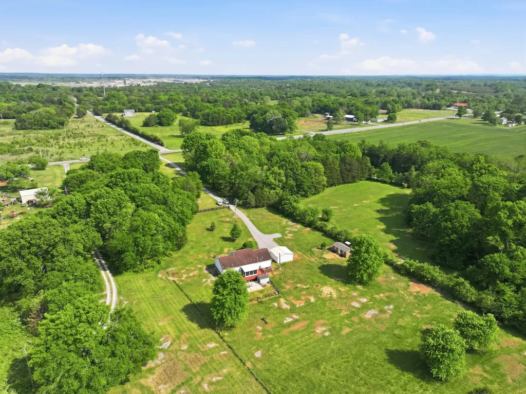 4290 Highway 431 Columbia TN 38401