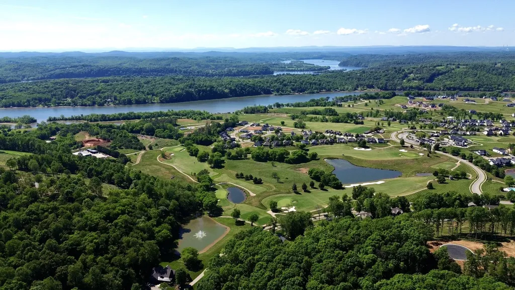 1454 Old Dogwood Trail Loudon TN 37774