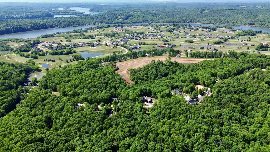 1454 Old Dogwood Trail Loudon TN 37774