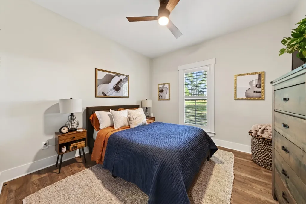 1222 Breeden Road Charlotte TN 37036