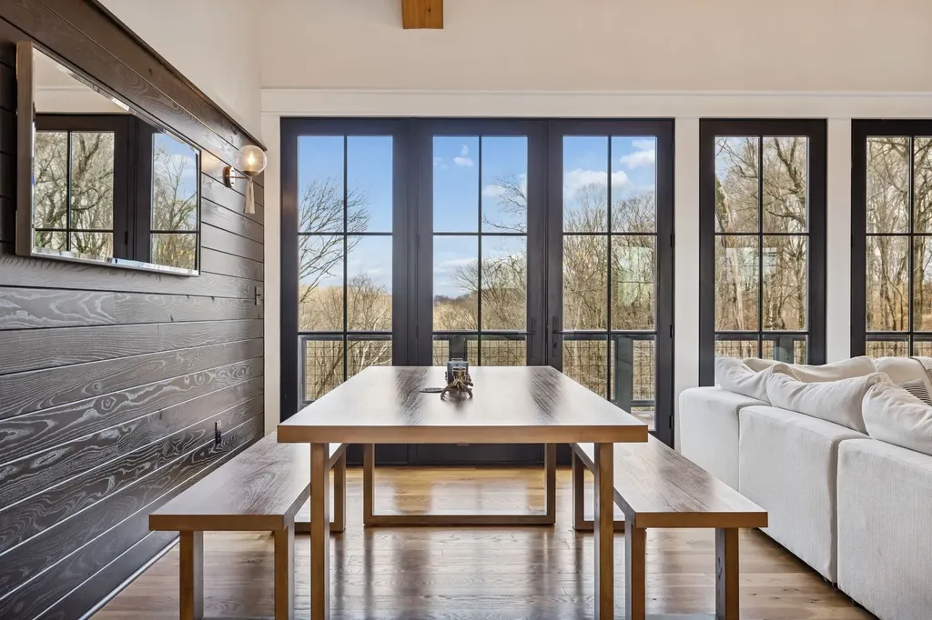 7650 Chipmunk Lane Nashville TN 37221