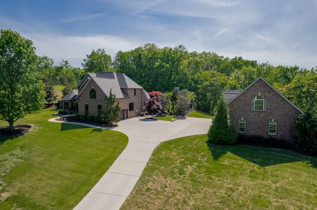 126 Hidden Valley Road Arrington TN 37014