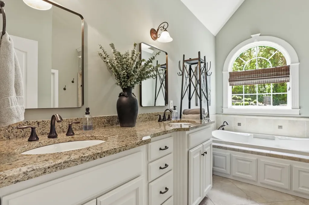 126 Hidden Valley Road Arrington TN 37014