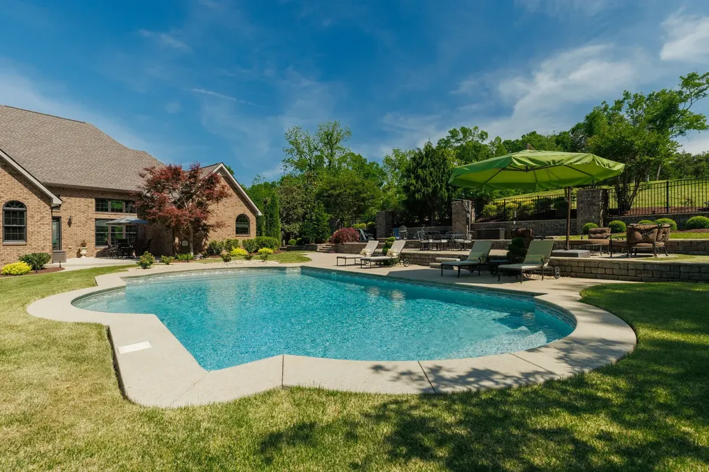 126 Hidden Valley Road Arrington TN 37014