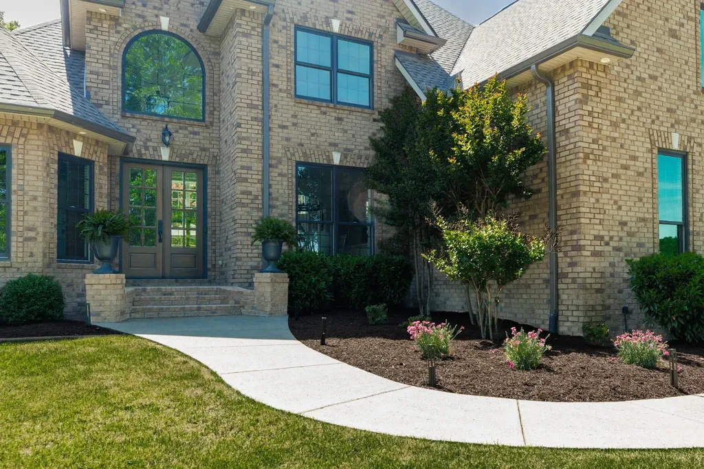 126 Hidden Valley Road Arrington TN 37014
