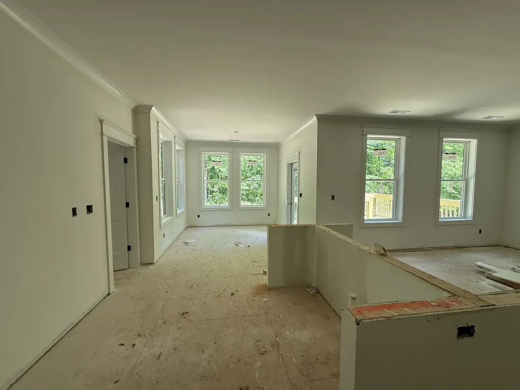 10005 Forest Lane Bon Aqua TN 37025