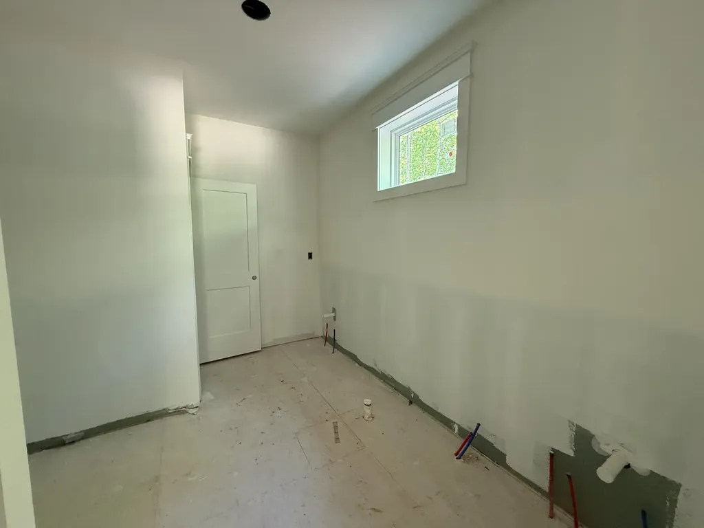 10005 Forest Lane Bon Aqua TN 37025