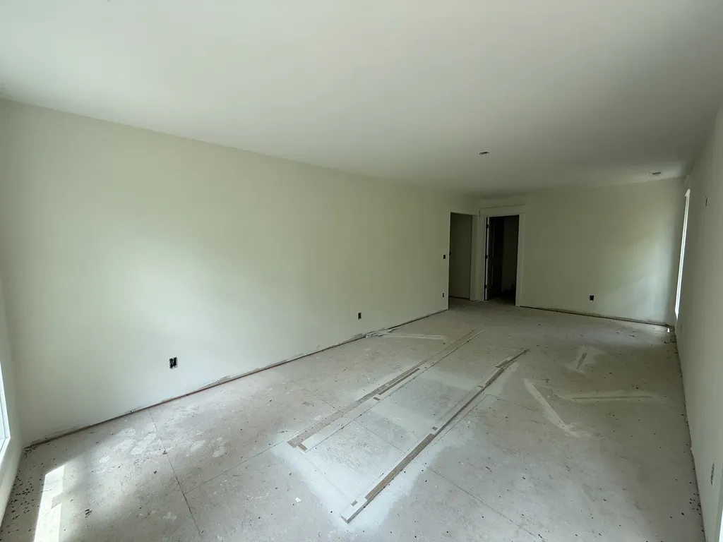 10005 Forest Lane Bon Aqua TN 37025
