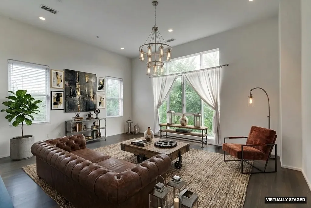 1201 5th Ave, N Nashville TN 37208