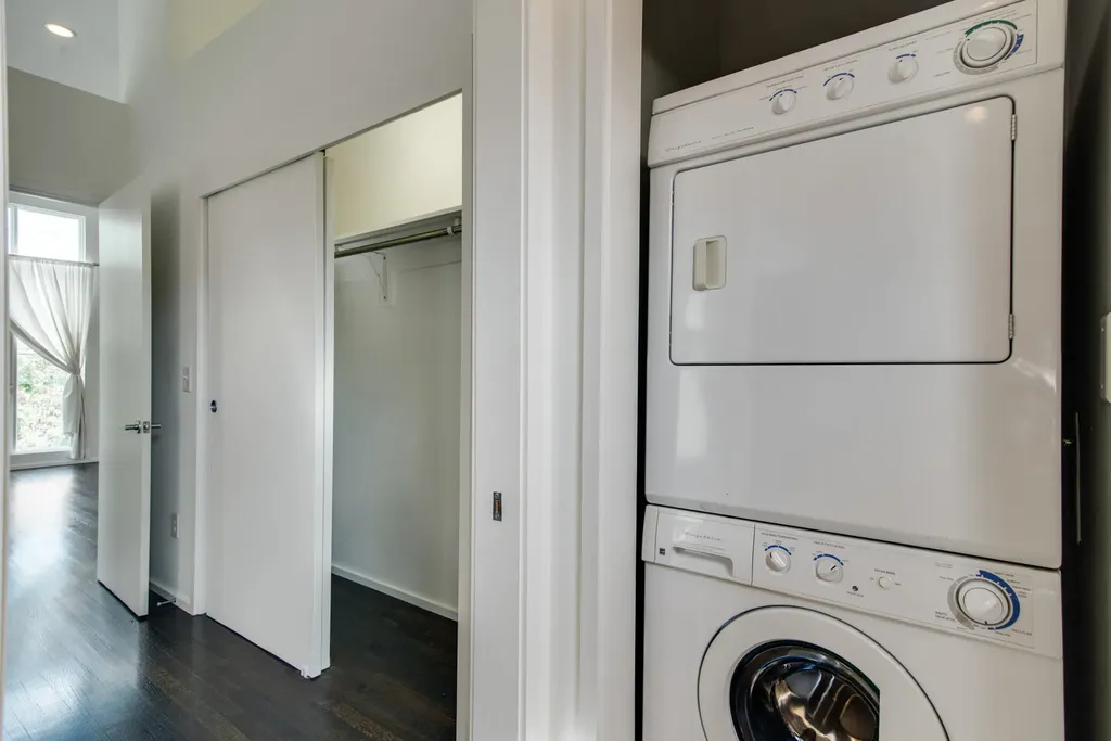 1201 5th Ave, N Nashville TN 37208