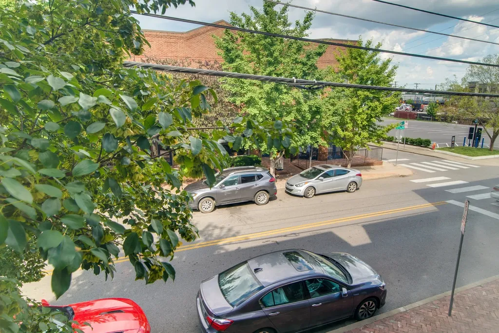 1201 5th Ave, N Nashville TN 37208