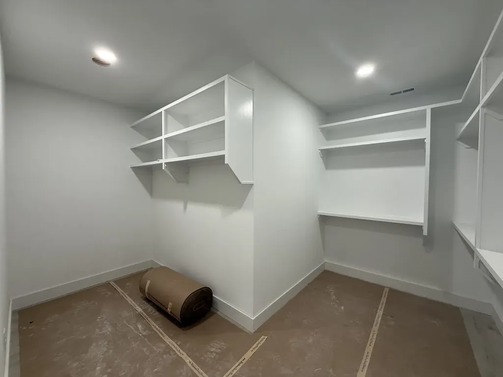 10022 Forest Lane Bon Aqua TN 37025