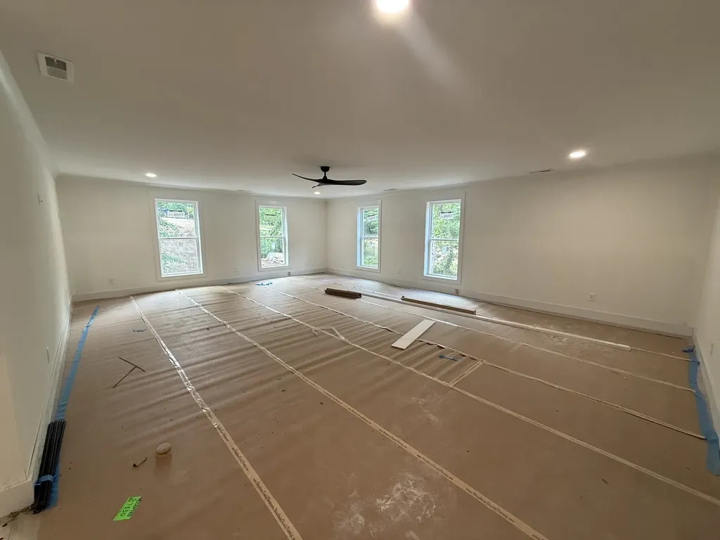 10022 Forest Lane Bon Aqua TN 37025
