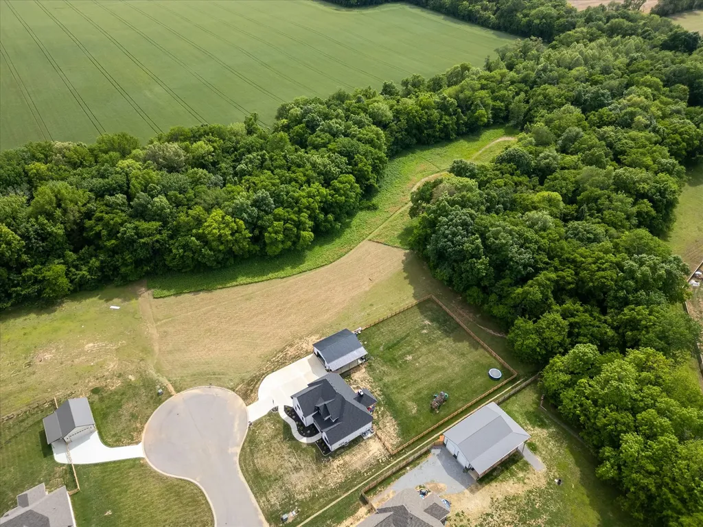 4492 Crossroads Drive Clarksville TN 37040