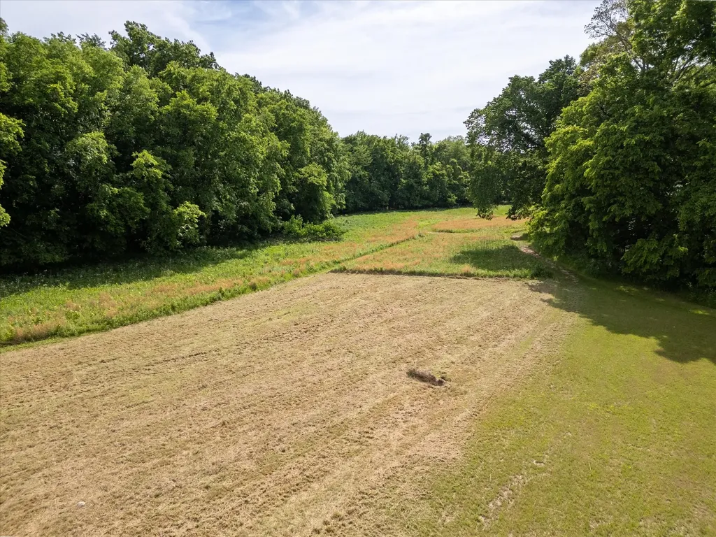 4492 Crossroads Drive Clarksville TN 37040