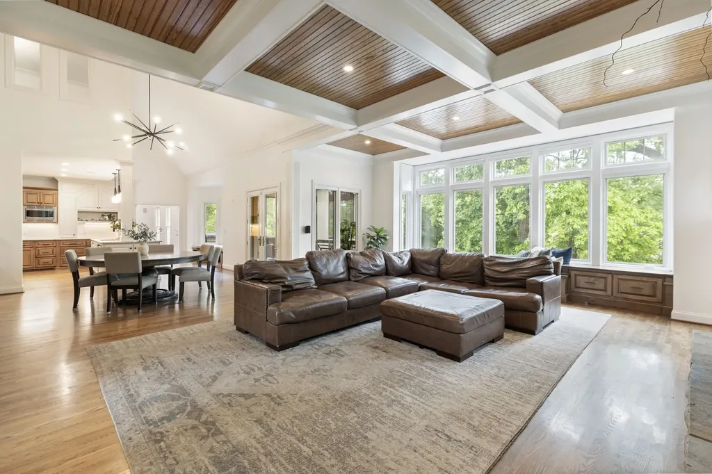 8218 Holly Road Brentwood TN 37027