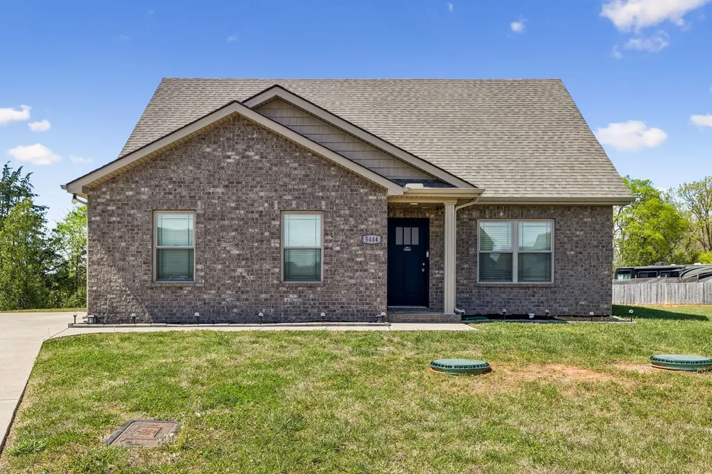 5444 Marisack Court Christiana TN 37037