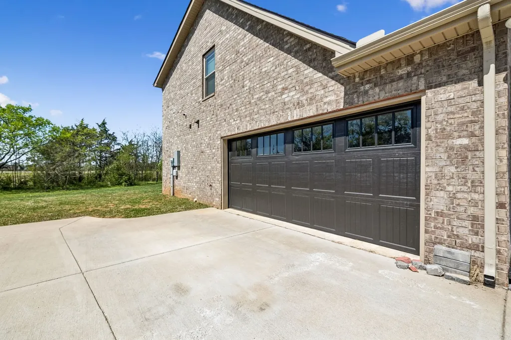 5444 Marisack Court Christiana TN 37037