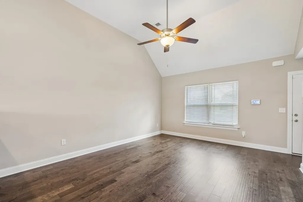 5444 Marisack Court Christiana TN 37037