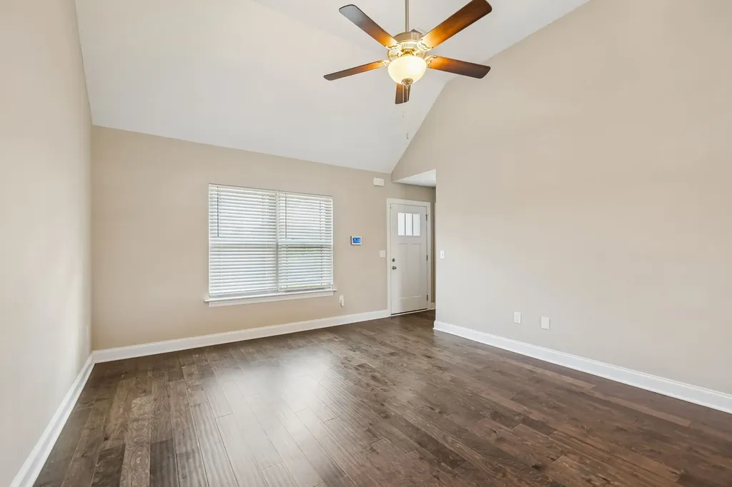 5444 Marisack Court Christiana TN 37037