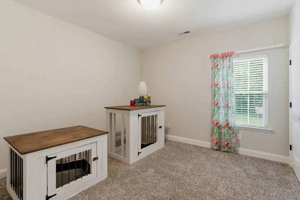 2004 Chapel Court Murfreesboro TN 37128