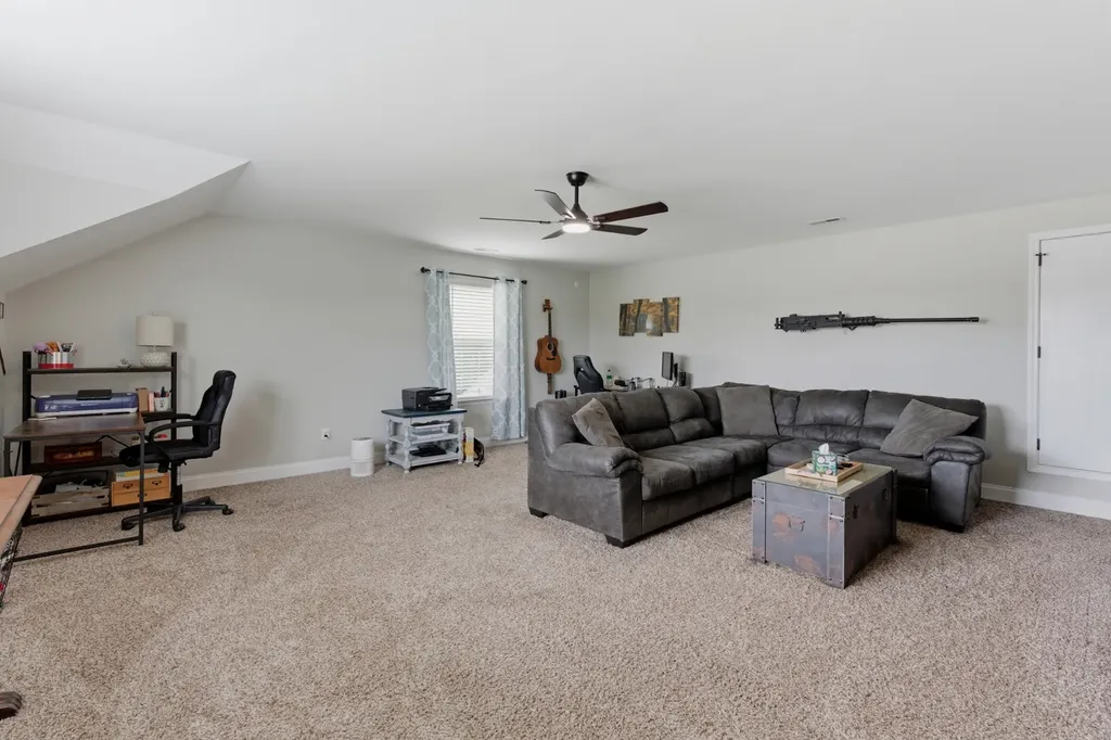 2004 Chapel Court Murfreesboro TN 37128