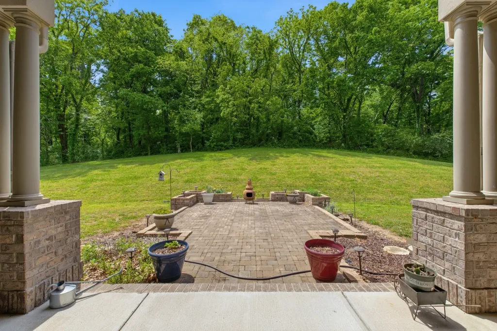2160 Darks Mill Road Columbia TN 38401