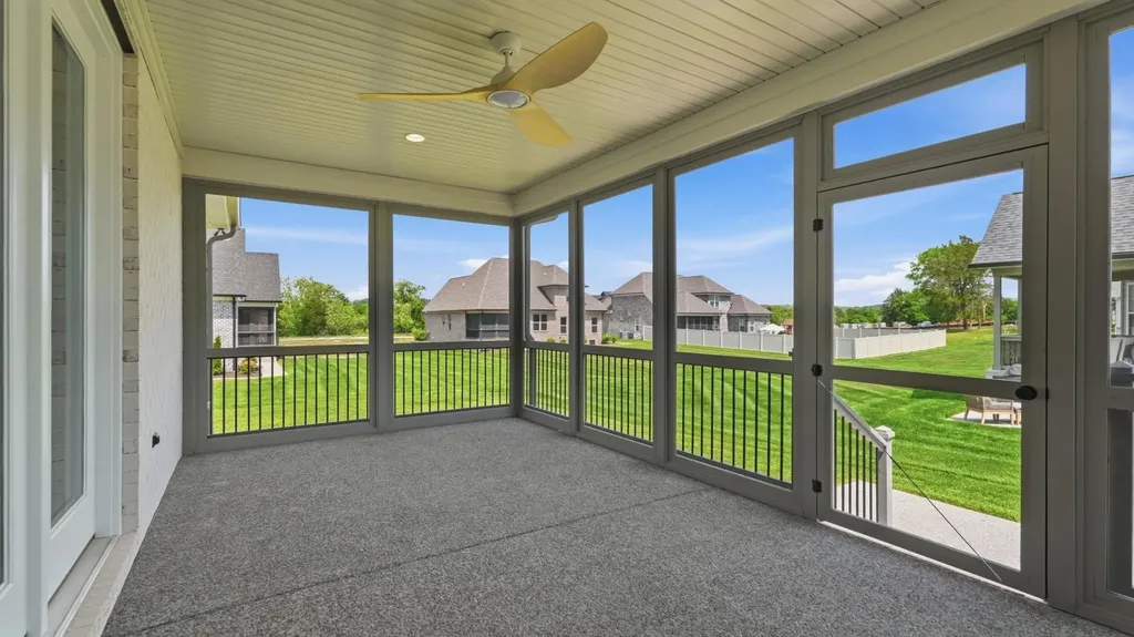 1005 Stone Creek Lane Lebanon TN 37087