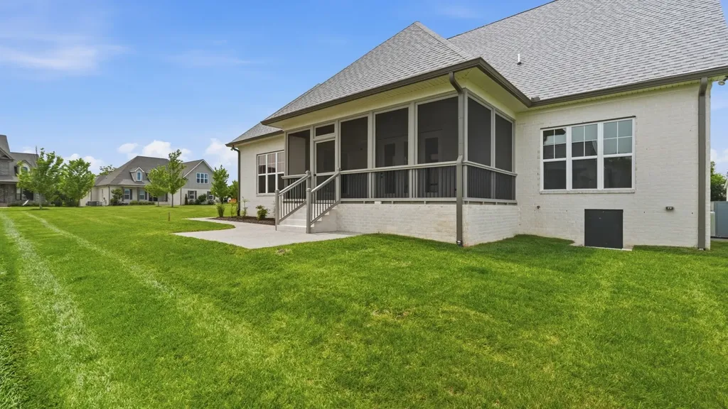 1005 Stone Creek Lane Lebanon TN 37087