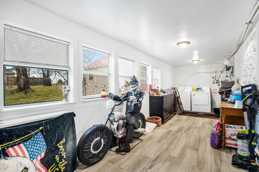 2461 Old Greenbrier Pike Greenbrier TN 37073
