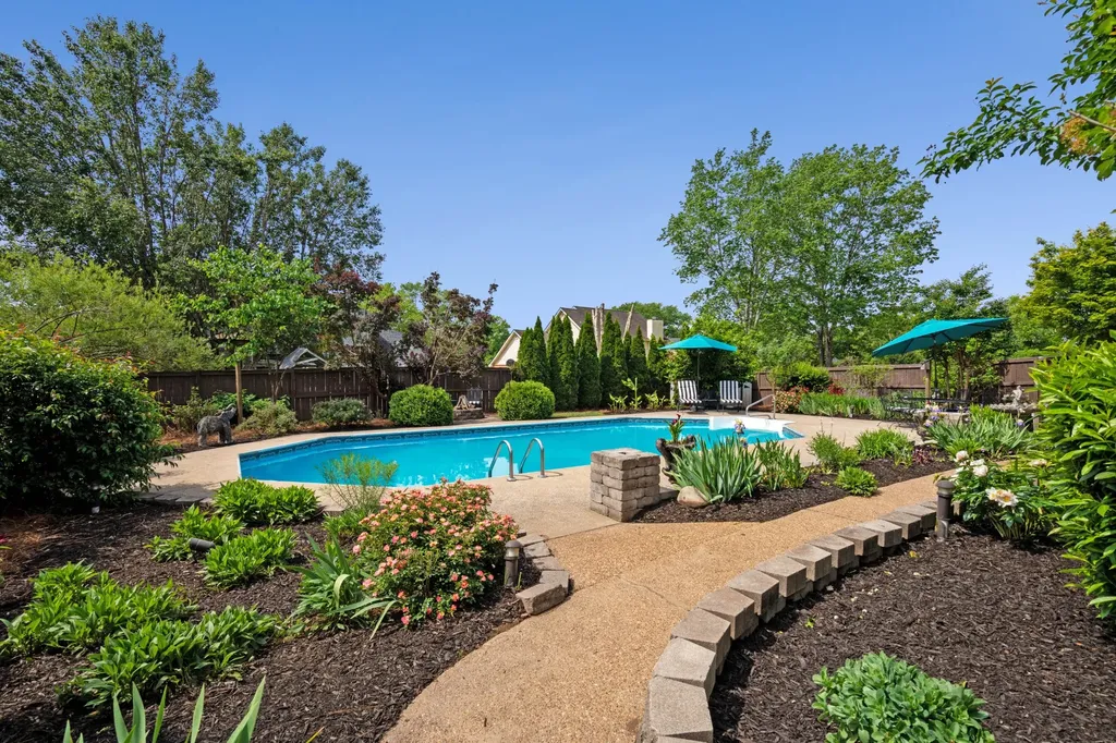 5006 Langford Pass Old Hickory TN 37138