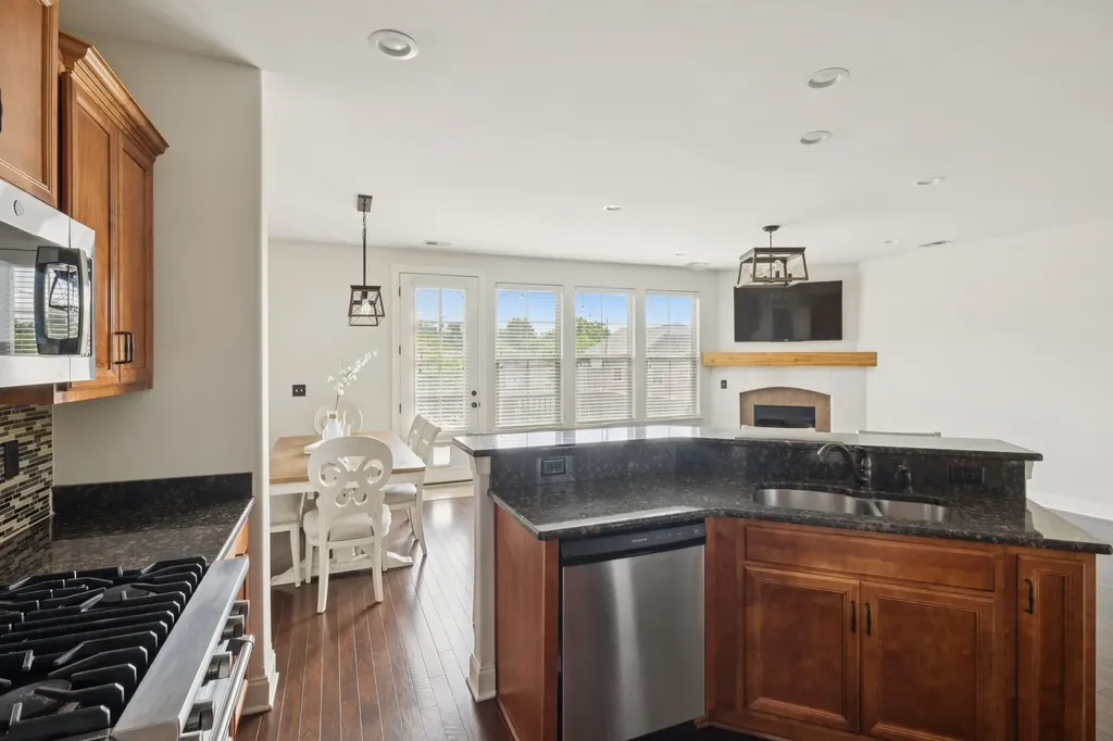 1102 Smokewood Way Nashville TN 37221