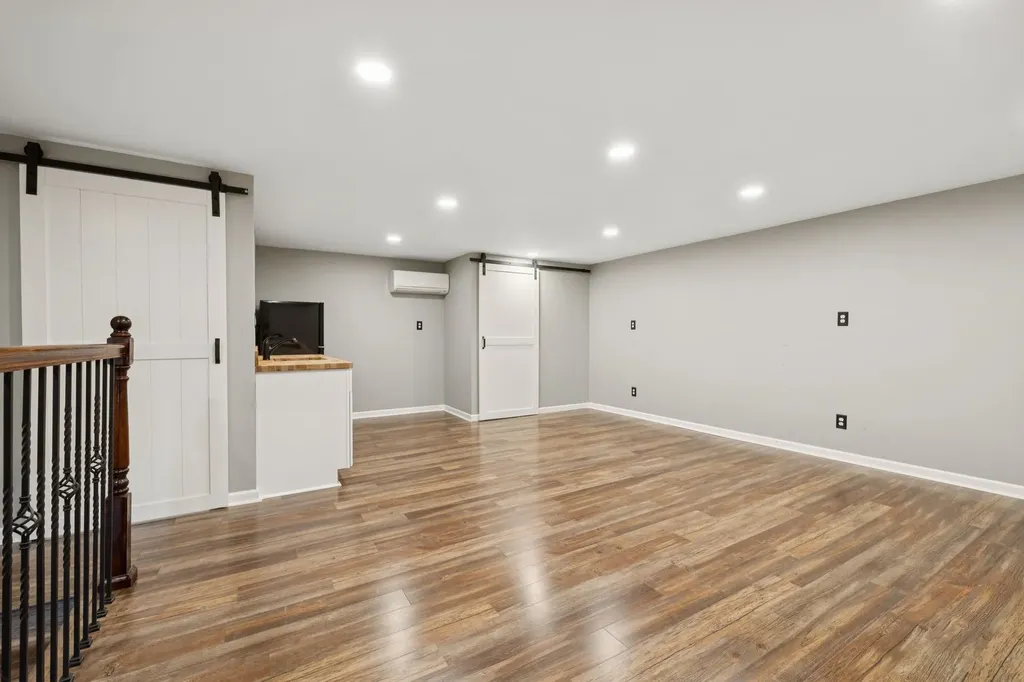 1102 Smokewood Way Nashville TN 37221