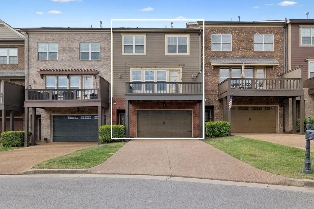 1102 Smokewood Way Nashville TN 37221