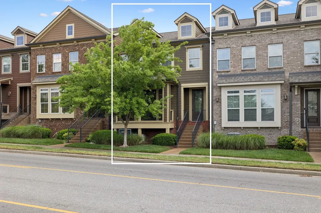 1102 Smokewood Way Nashville TN 37221