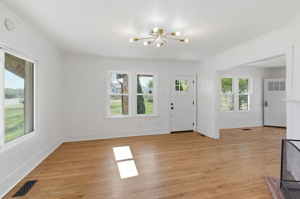 407 Pitts Avenue Old Hickory TN 37138