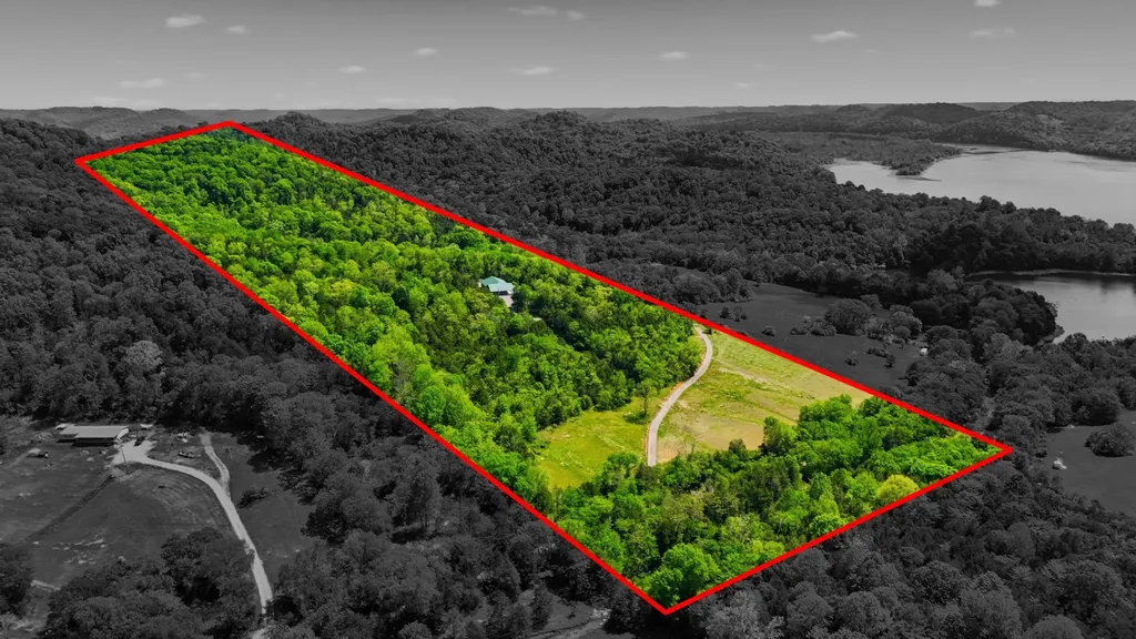 2699 Brooks Bend Lane Gainesboro TN 38562