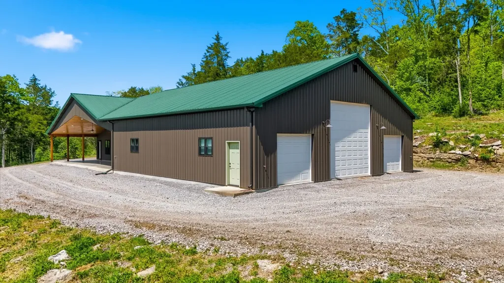 2699 Brooks Bend Lane Gainesboro TN 38562