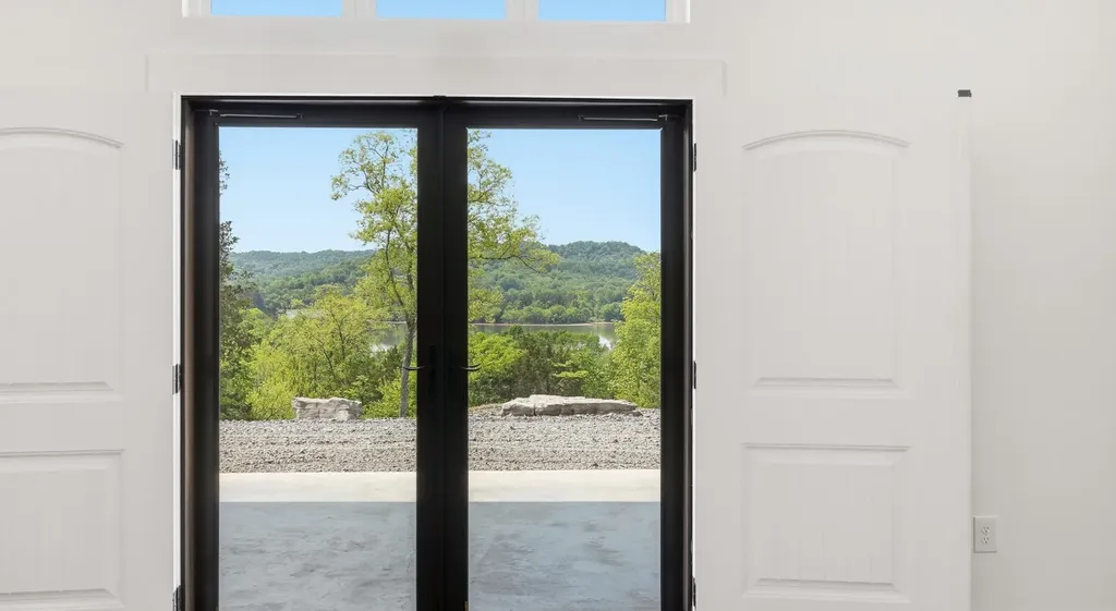 2699 Brooks Bend Lane Gainesboro TN 38562