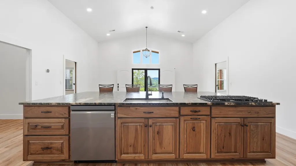 2699 Brooks Bend Lane Gainesboro TN 38562