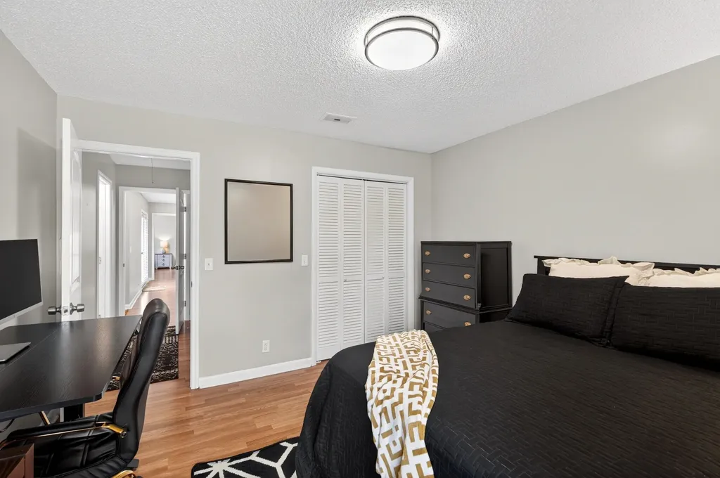 946 Old Fountain Court Hermitage TN 37076